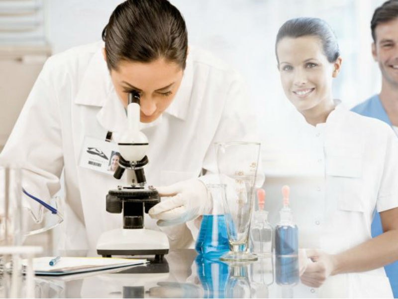 como evitar eventos adversos em laboratórios diagnosticos